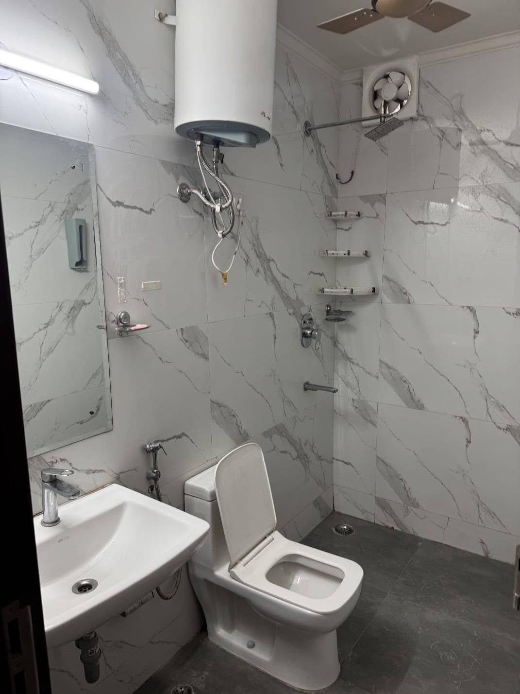 2 BHK Independent House/Villa for rent in Vasant Kunj, Delhi – photo 3