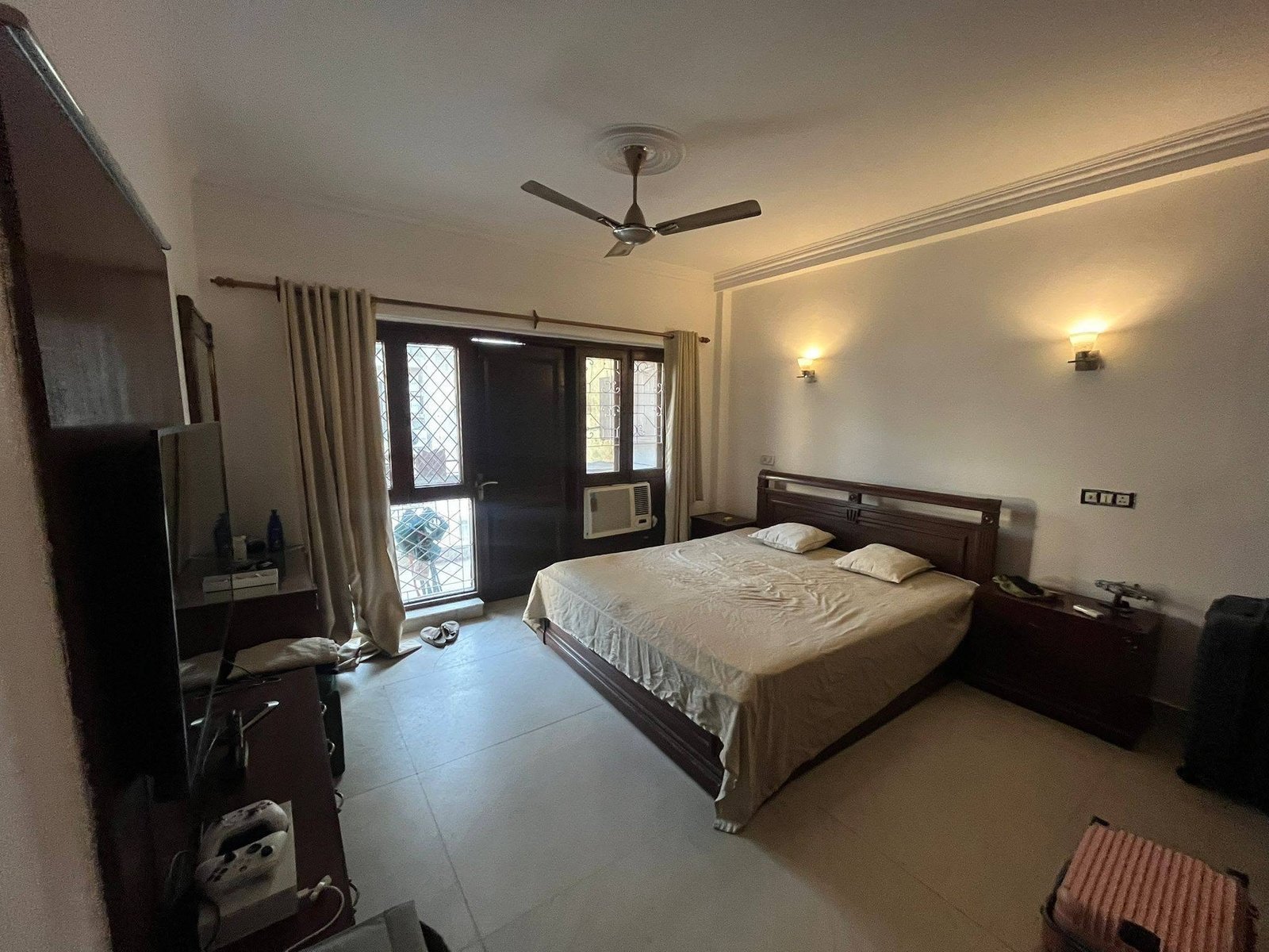 Property_04BEBEF455F8
