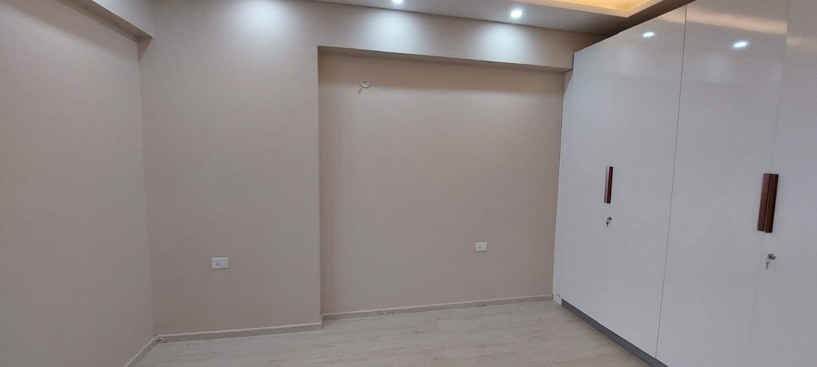 Property_09ED5AEBF50C