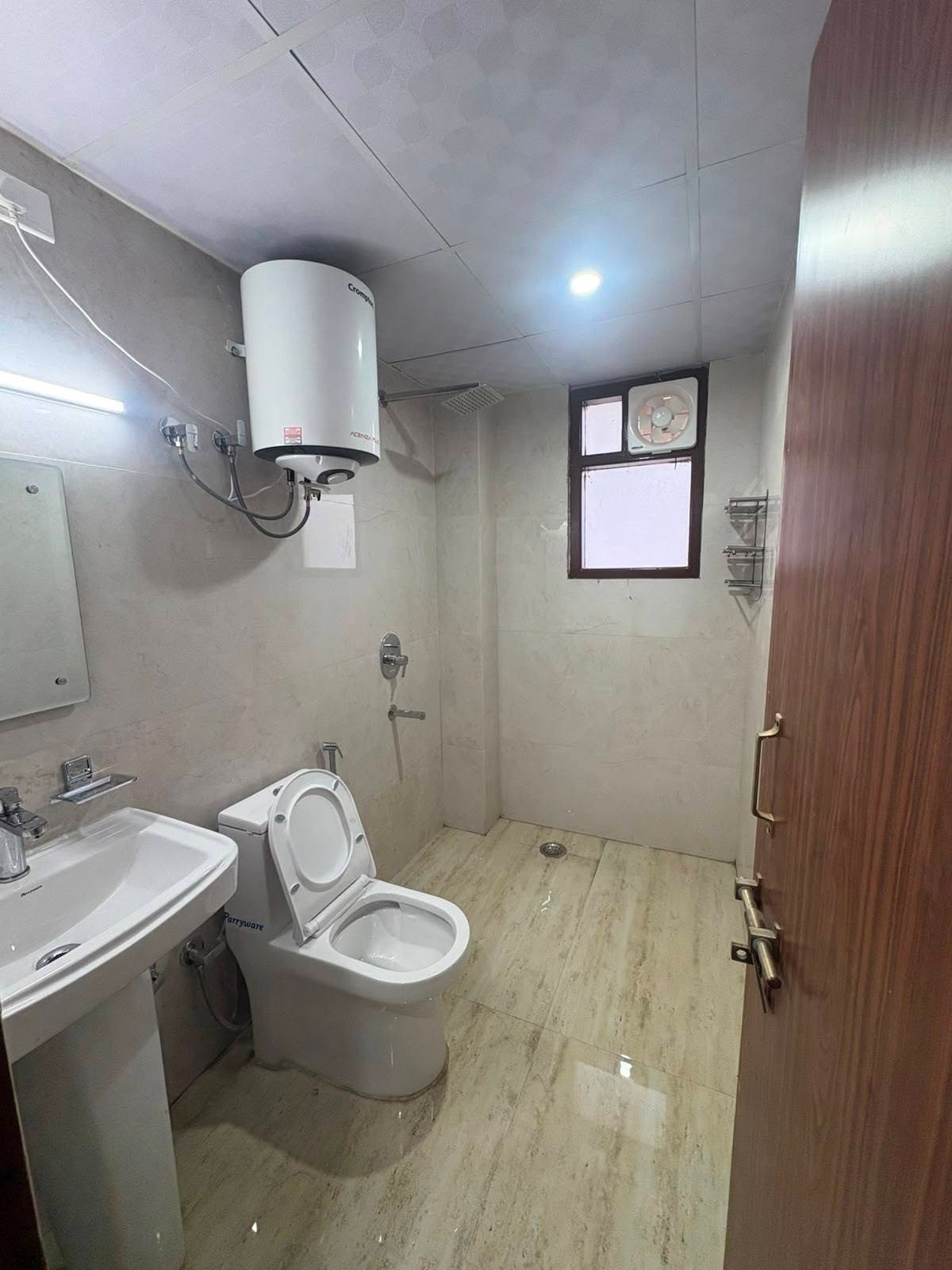 1 BHK Apartment for rent in Sector 38, Gurgaon – photo 3