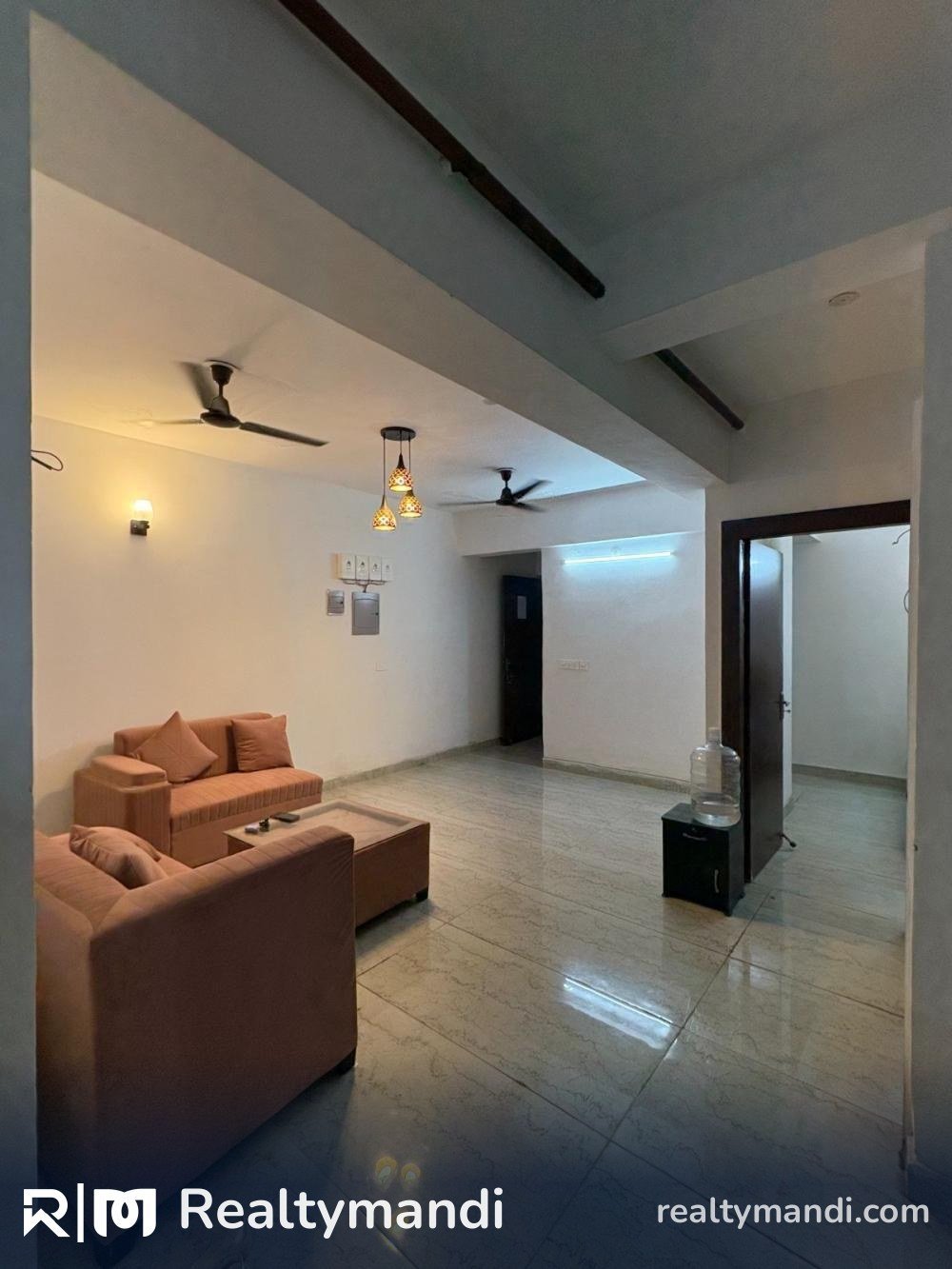 Shared Room for Anyone in 3 BHK, Indian, Noida – photo 3