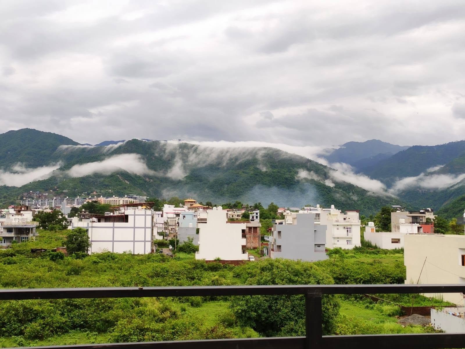 4 BHK Apartment for sale in Sahastradhara Road, Dehradun – photo 2