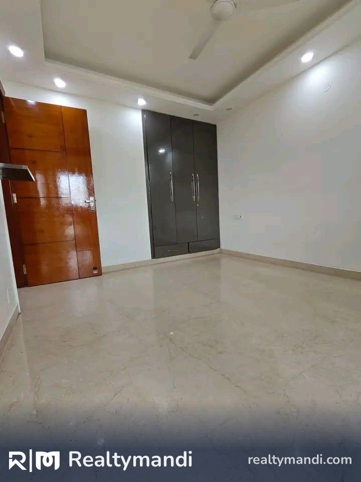 3 BHK Gated Community Villa for rent in East of Kailash, Delhi – photo 2