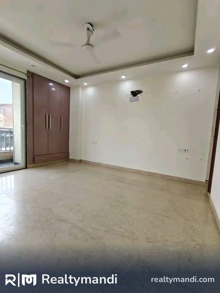 3 BHK Gated Community Villa for rent in East of Kailash, Delhi – photo 1