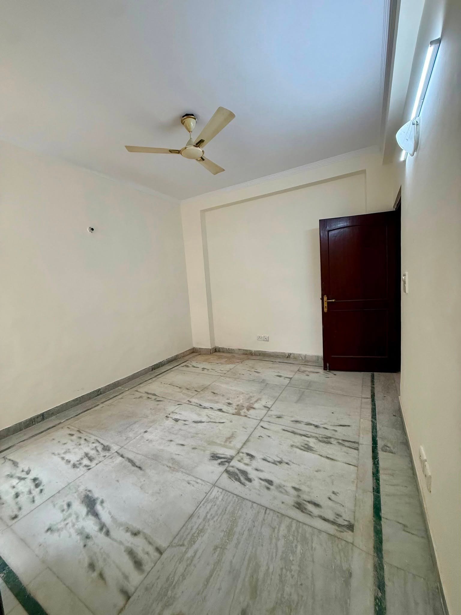 3 BHK Independent House/Villa for sale in Sector 51, Gurgaon – photo 2