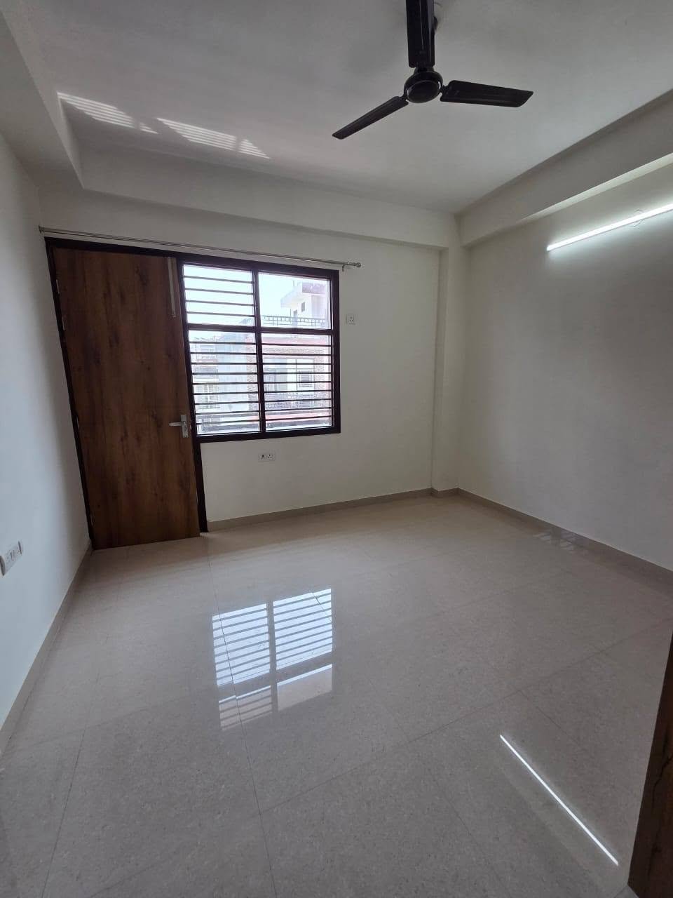 2 BHK Apartment for rent in Sector 51, Gurgaon – photo 3