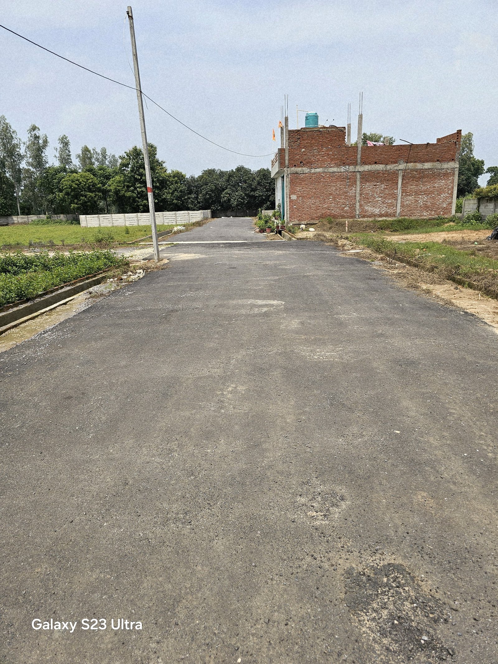 Plot for rent in Delhi – photo 1