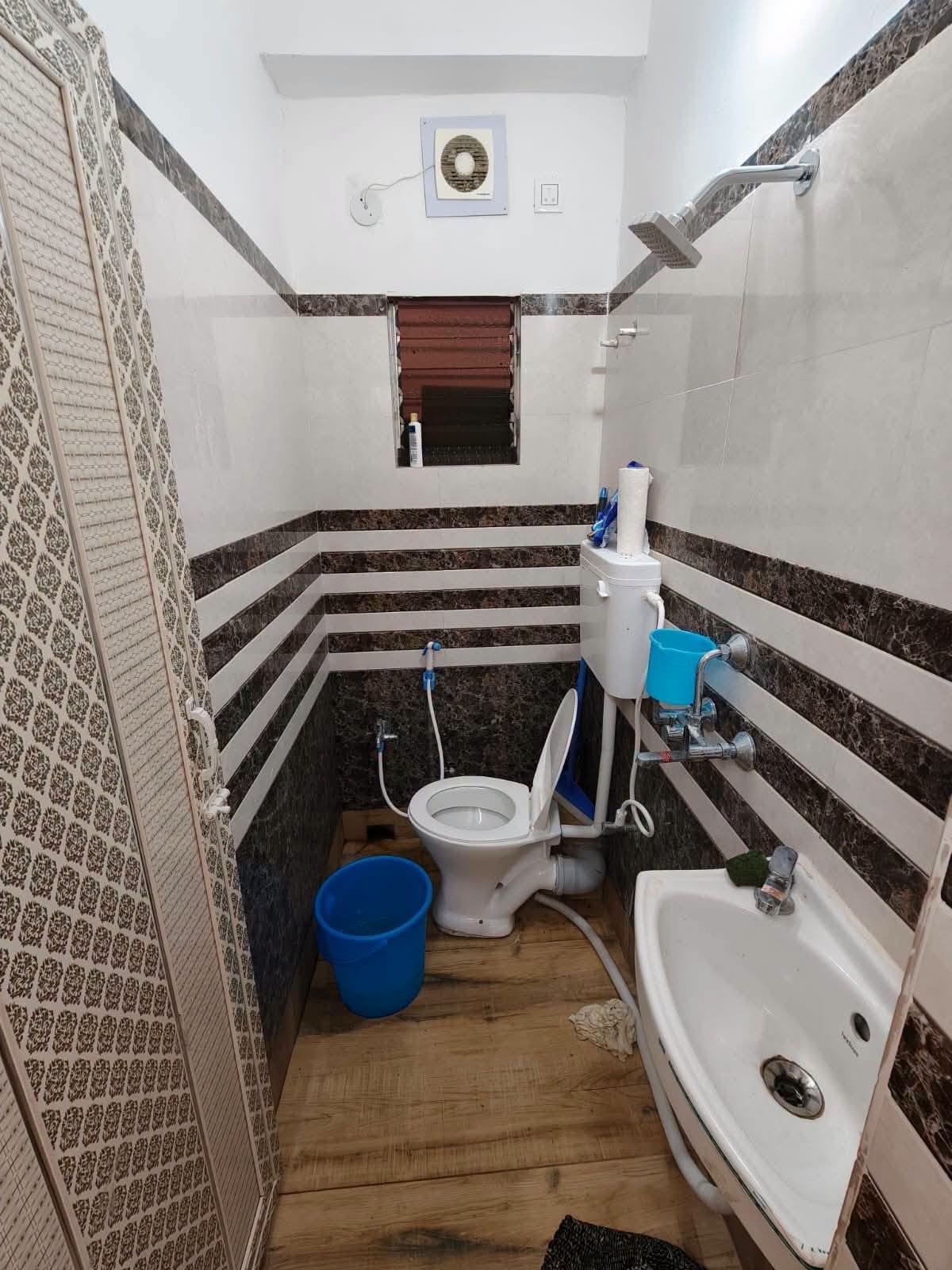 1 BHK Independent House/Villa for rent in Dum Dum Cantonment, Kolkata – photo 2