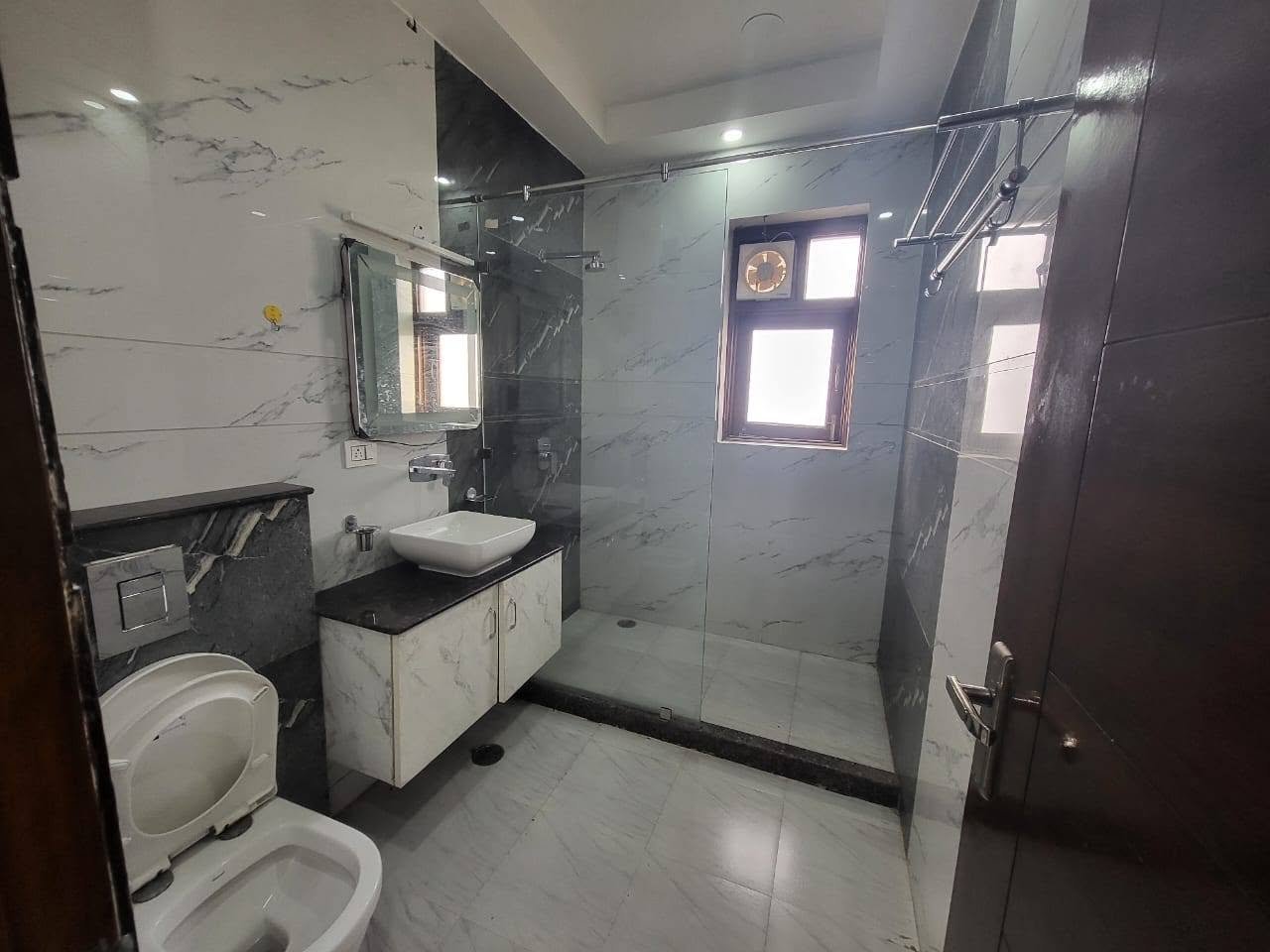 Property_E8D4CEBA800F