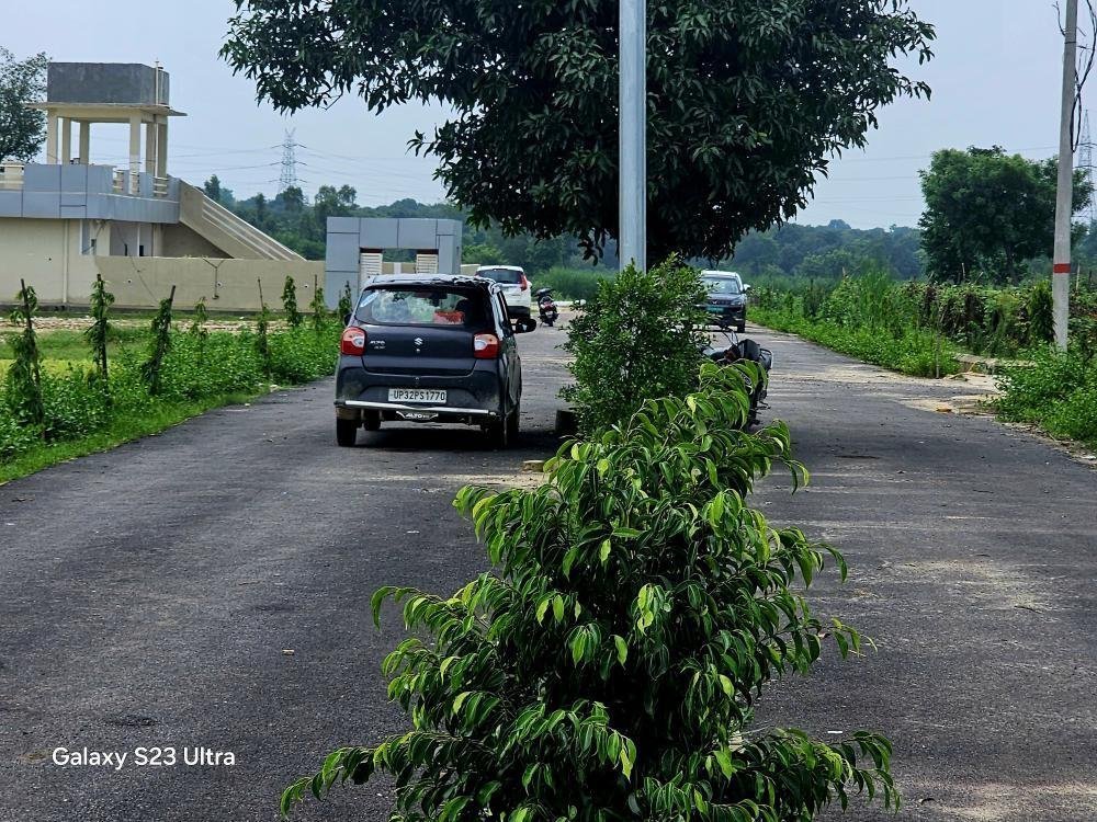 Plot for sale in Sultanpur Road, Lucknow – photo 2