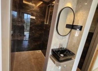 Property_E053AB67F5CA