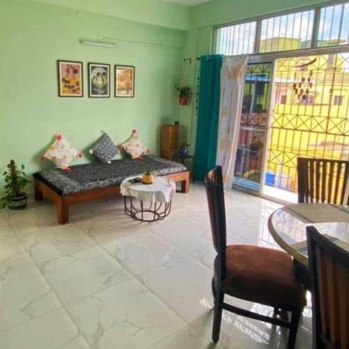 Property_ACB45558E0DF