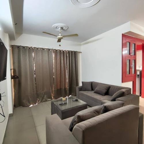 Property_DCA26F665232